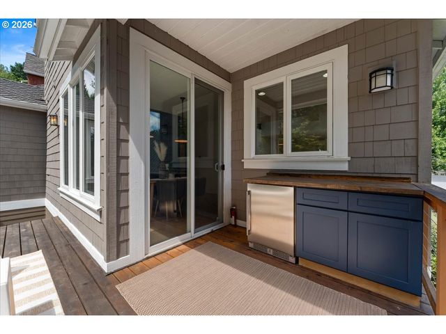 2531 Nw MARSDEN Pl, Portland, OR 97229