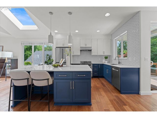 2531 Nw MARSDEN Pl, Portland, OR 97229