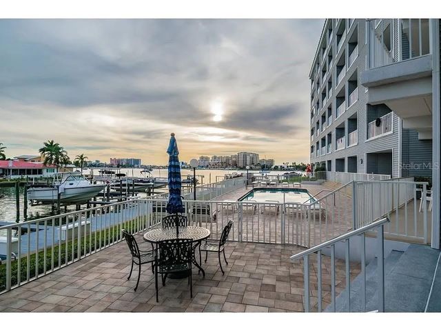 610 ISLAND WAY 206, Clearwater Beach, FL 33767