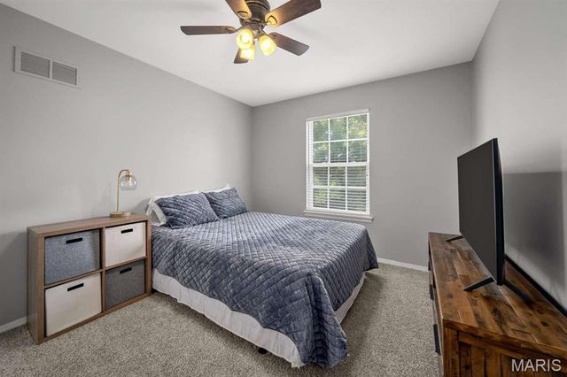 605 Timber Creek Trail, O'fallon, MO 63368