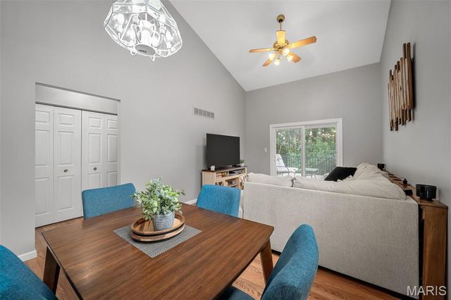 605 Timber Creek Trail, O'fallon, MO 63368