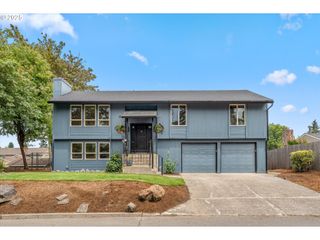 15800 Se WALLACE Rd, Milwaukie, OR 97267