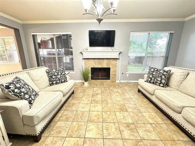 26871 Castlecliff Lane, Kingwood, TX 77339