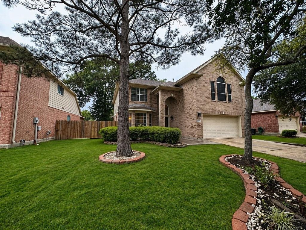 26871 Castlecliff Lane, Kingwood, TX 77339