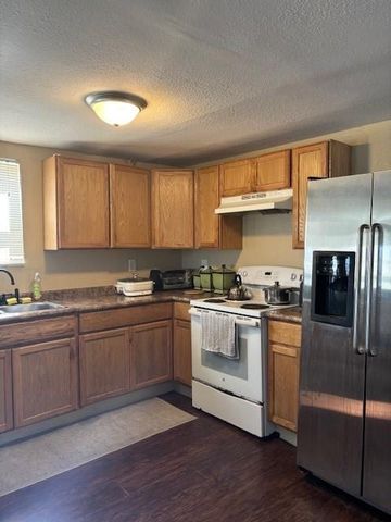 2215 Hollywood Avenue, Galveston, TX 77551