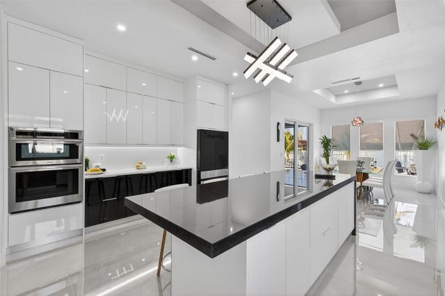 523 SW 23RD STREET, Cape Coral, FL 33991