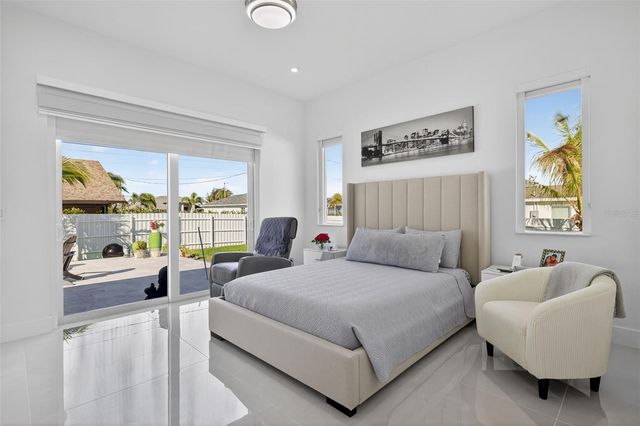 523 SW 23RD STREET, Cape Coral, FL 33991