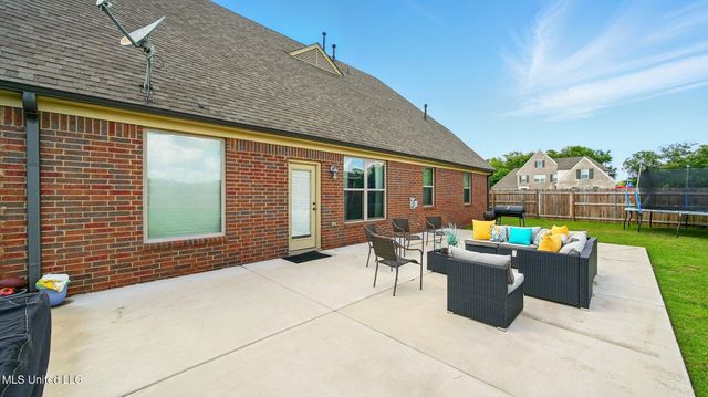 13573 Lapstone Loop, Olive Branch, MS 38654