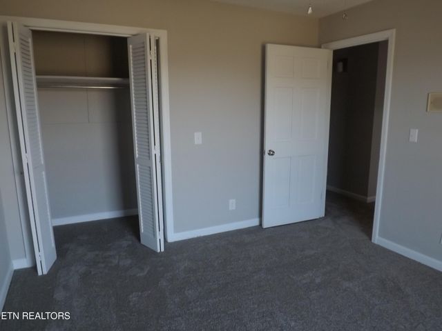 262 OXFORD Circle, Harrogate, TN 37752