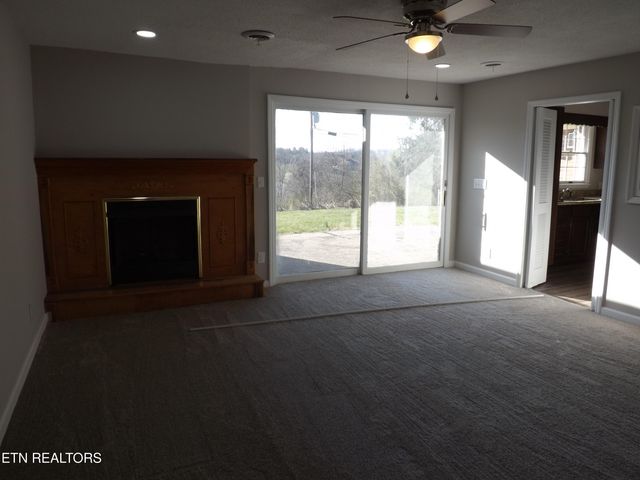 262 OXFORD Circle, Harrogate, TN 37752