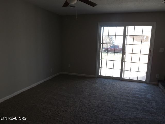 262 OXFORD Circle, Harrogate, TN 37752