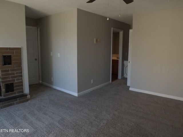 262 OXFORD Circle, Harrogate, TN 37752