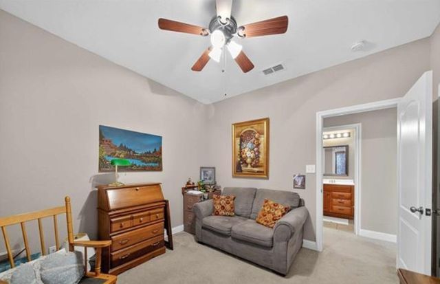 517 Wildewood Drive, Chandler, TX 75758