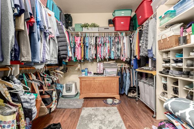 180 W Calle Media Luz, Sahuarita, AZ 85629