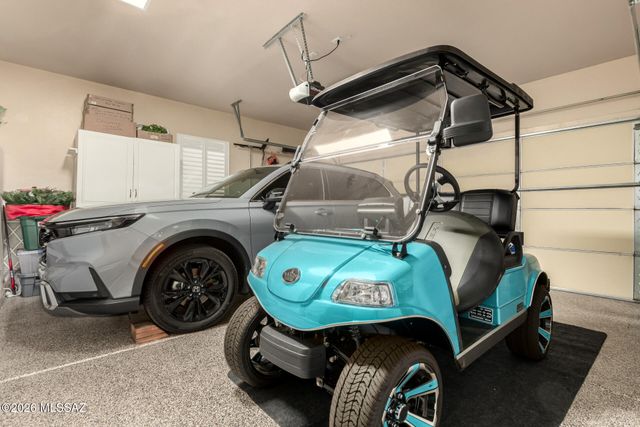 180 W Calle Media Luz, Sahuarita, AZ 85629