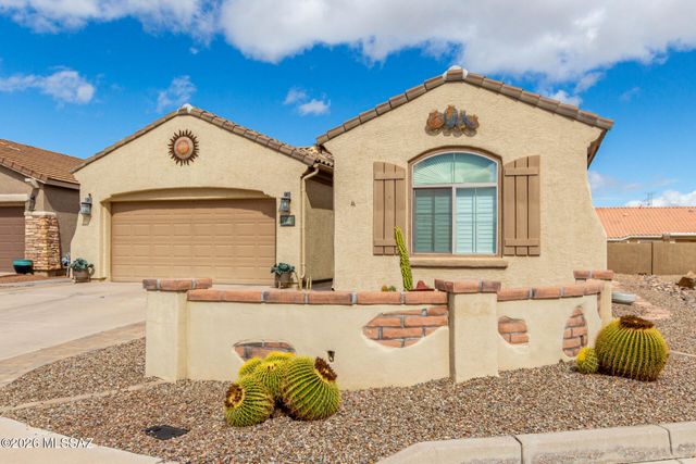 180 W Calle Media Luz, Sahuarita, AZ 85629