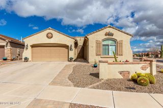 180 W Calle Media Luz, Sahuarita, AZ 85629