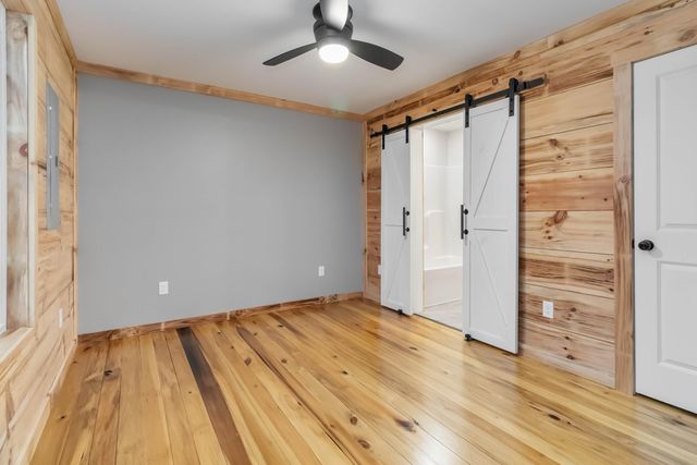 262 Pumpkin Creek Circle, Jamestown, KY 42629