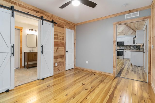 262 Pumpkin Creek Circle, Jamestown, KY 42629