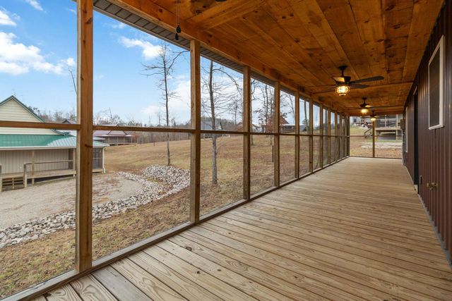 262 Pumpkin Creek Circle, Jamestown, KY 42629