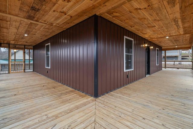 262 Pumpkin Creek Circle, Jamestown, KY 42629