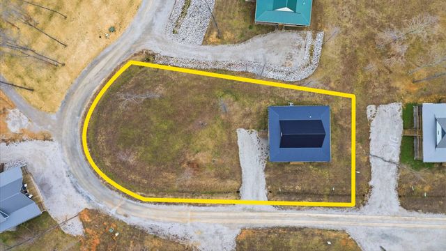 262 Pumpkin Creek Circle, Jamestown, KY 42629