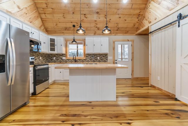 262 Pumpkin Creek Circle, Jamestown, KY 42629