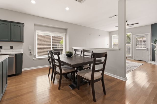 10621 Cloisters Drive, Fort Worth, TX 76131