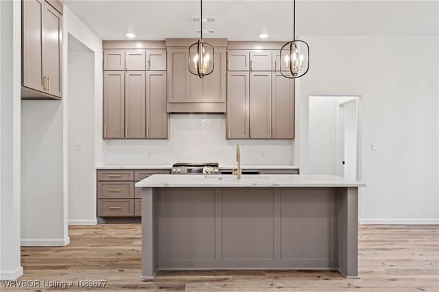 9012 Carson Way, Fort Smith, AR 72908