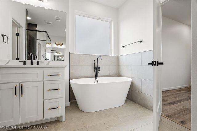 9012 Carson Way, Fort Smith, AR 72908