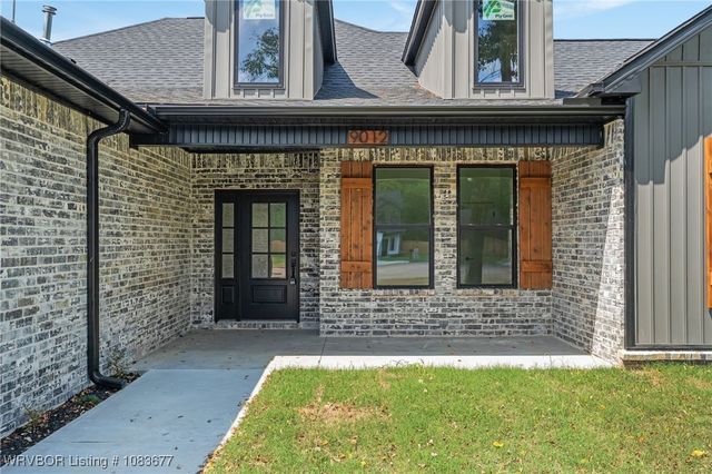 9012 Carson Way, Fort Smith, AR 72908