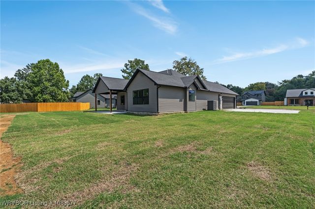9012 Carson Way, Fort Smith, AR 72908