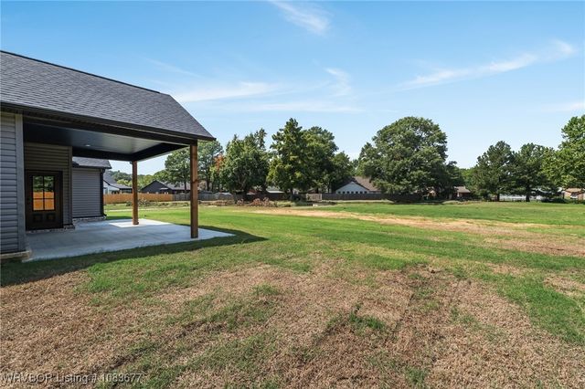 9012 Carson Way, Fort Smith, AR 72908