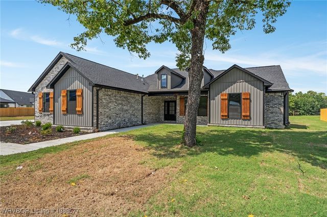 9012 Carson Way, Fort Smith, AR 72908