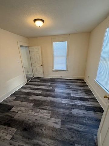 719 N Nettleton Avenue, Springfield, MO 65802