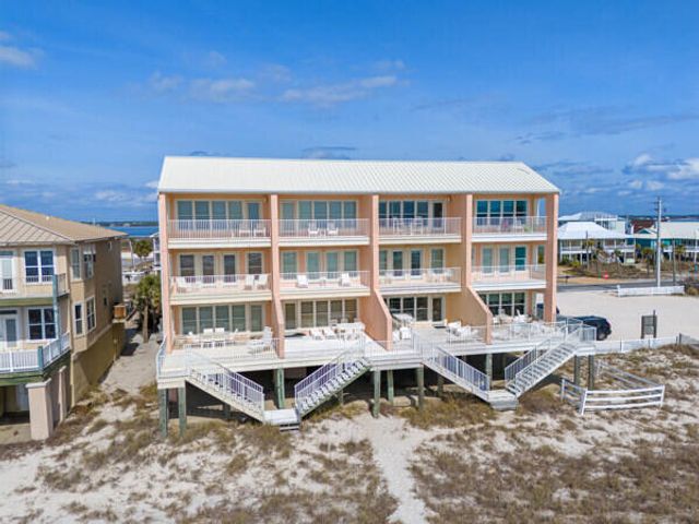 7961 Gulf Boulevard 2, Navarre, FL 32566
