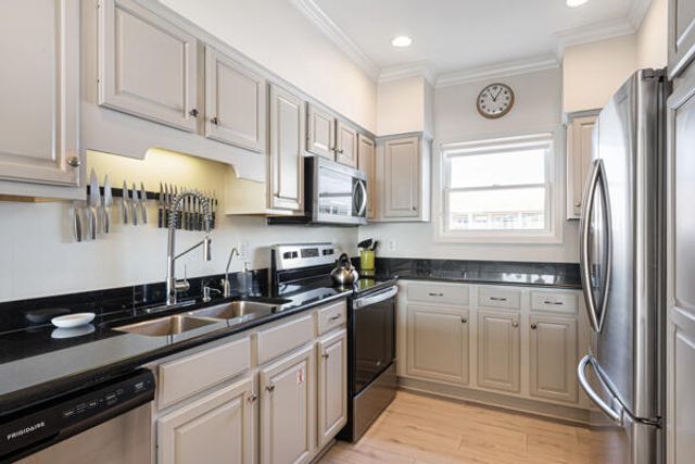 7961 Gulf Boulevard 2, Navarre, FL 32566