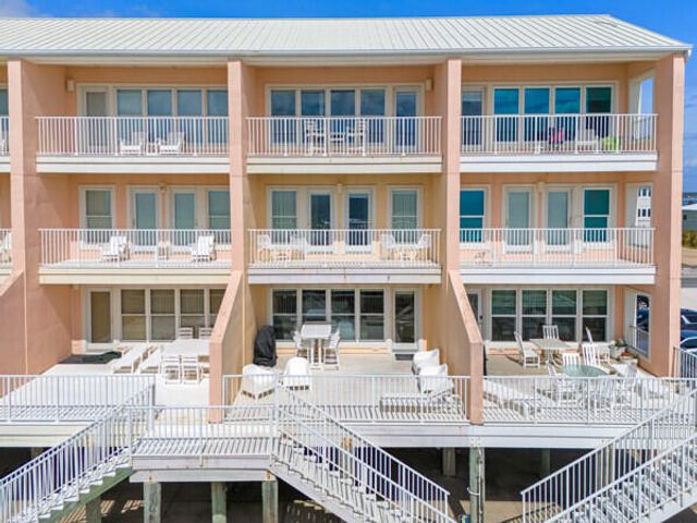 7961 Gulf Boulevard 2, Navarre, FL 32566