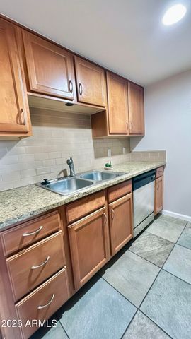200 E SOUTHERN Avenue 236, Tempe, AZ 85282