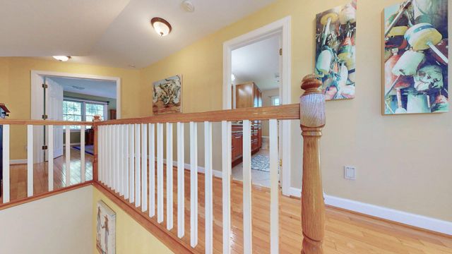 651 BARRACKS BEACH DR, Colonial Beach, VA 22443
