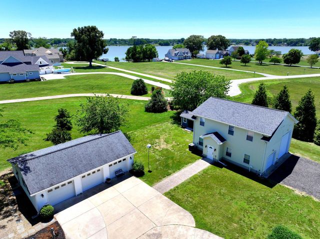 651 BARRACKS BEACH DR, Colonial Beach, VA 22443
