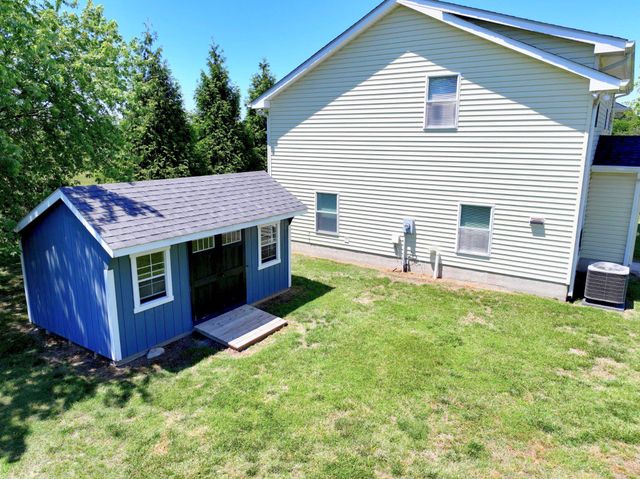 651 BARRACKS BEACH DR, Colonial Beach, VA 22443