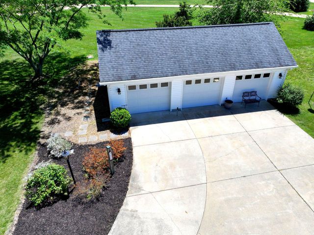 651 BARRACKS BEACH DR, Colonial Beach, VA 22443