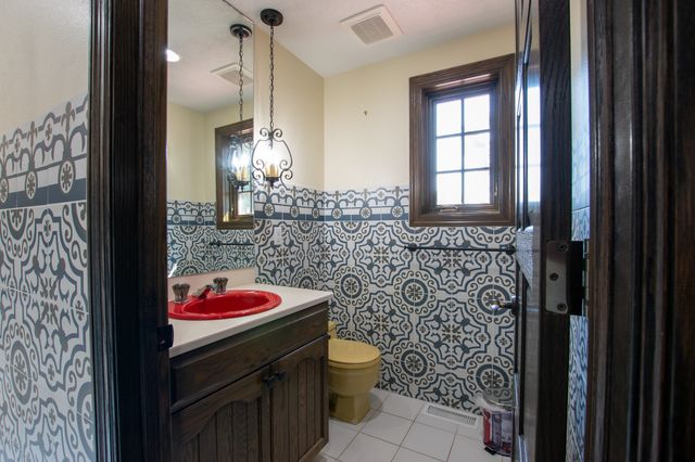 1010 32nd Street, West Des Moines, IA 50266