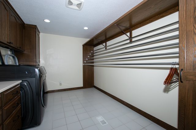 1010 32nd Street, West Des Moines, IA 50266