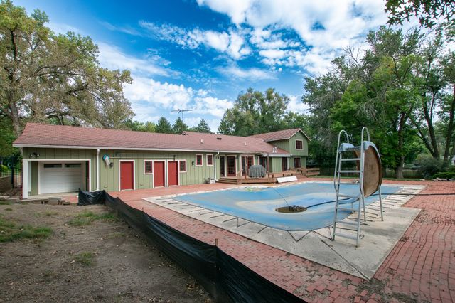 1010 32nd Street, West Des Moines, IA 50266