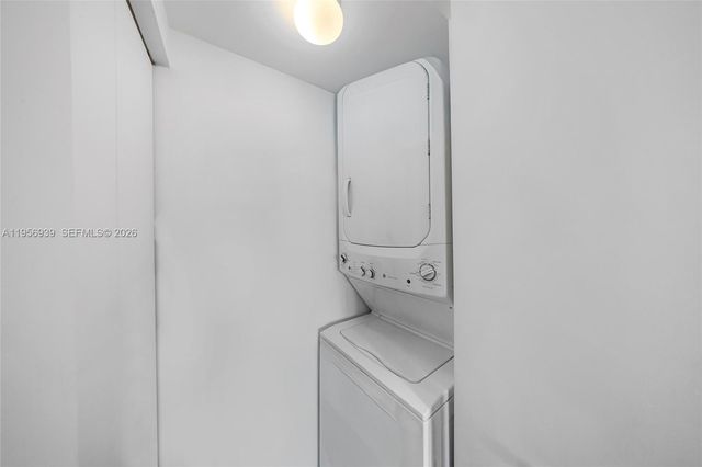 1300 S Miami Ave 4704, Miami, FL 33130