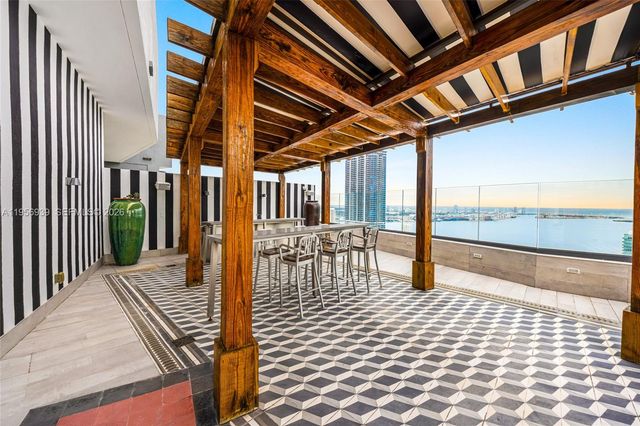 1300 S Miami Ave 4704, Miami, FL 33130