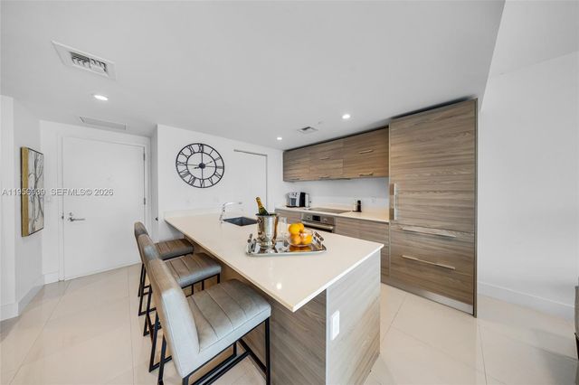 1300 S Miami Ave 4704, Miami, FL 33130