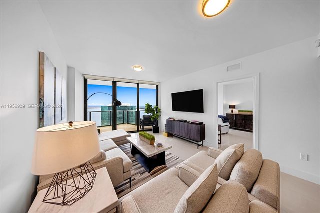 1300 S Miami Ave 4704, Miami, FL 33130